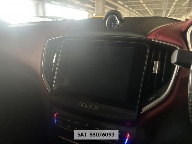 Maserati GHIBLI 2018-03 7813409-5
