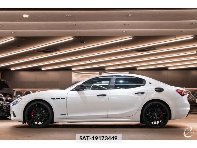 Maserati GHIBLI 2021-06 7814772-10