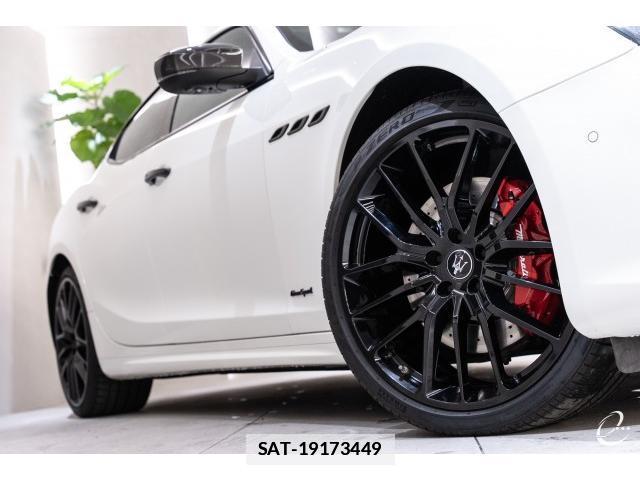 Maserati GHIBLI 2021-06 7814772-5