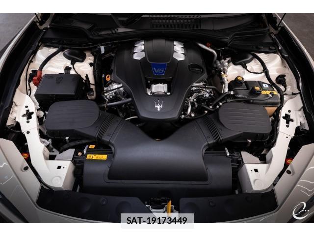 Maserati GHIBLI 2021-06 7814772-7