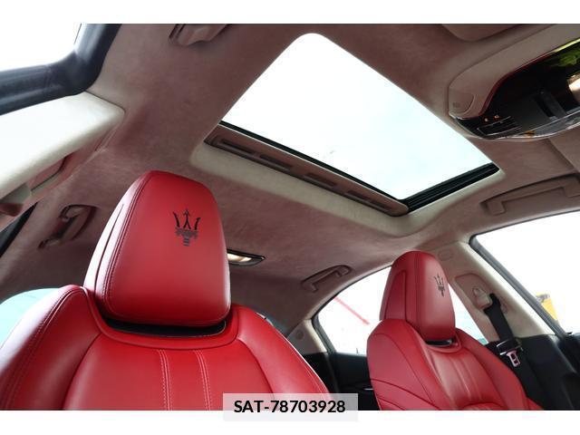 Maserati GHIBLI 2018-07 7818661-10