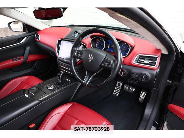 Maserati GHIBLI 2018-07 7818661-4