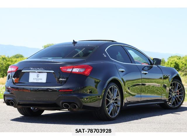 Maserati GHIBLI 2018-07 7818661-7
