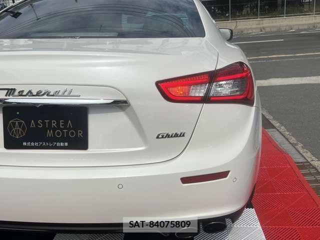 Maserati GHIBLI 2014-10 7820745-13