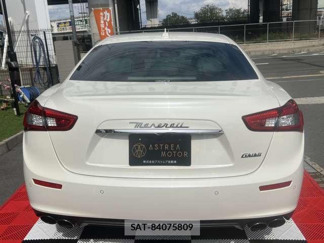Maserati GHIBLI 2014-10 7820745-4