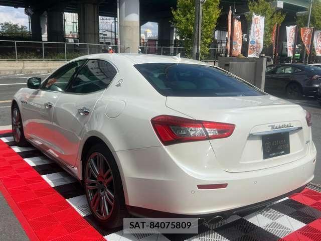 Maserati GHIBLI 2014-10 7820745-5