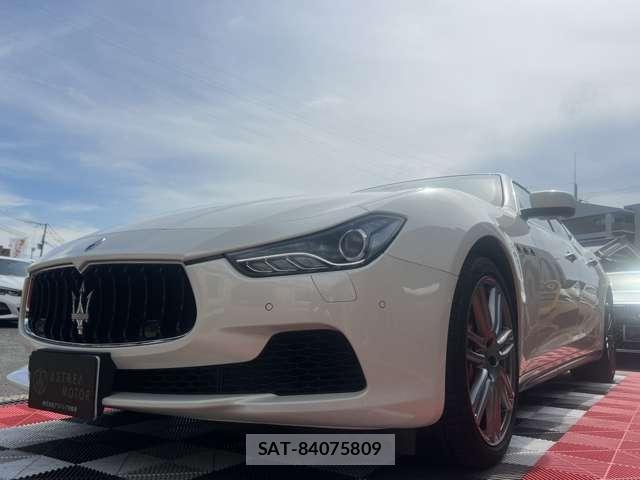 Maserati GHIBLI 2014-10 7820745-7
