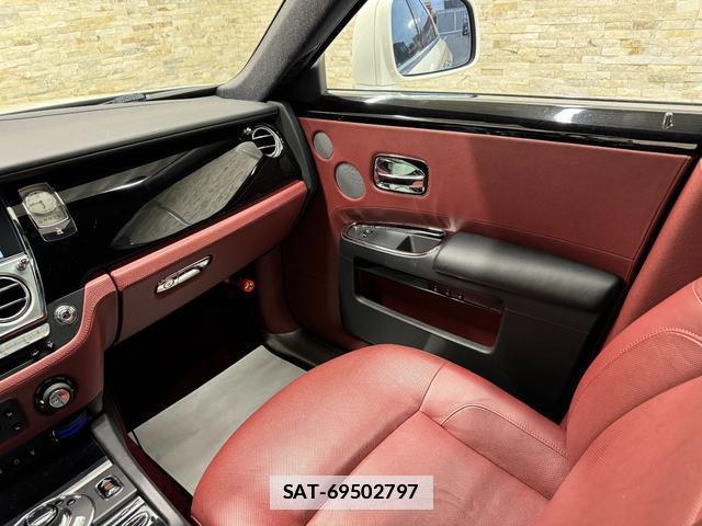 ROLLS-ROYCE GHOST 2011-06 7818922-14