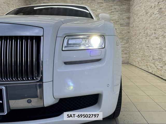 ROLLS-ROYCE GHOST 2011-06 7818922-4