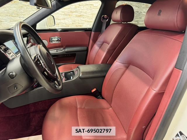 ROLLS-ROYCE GHOST 2011-06 7818922-7