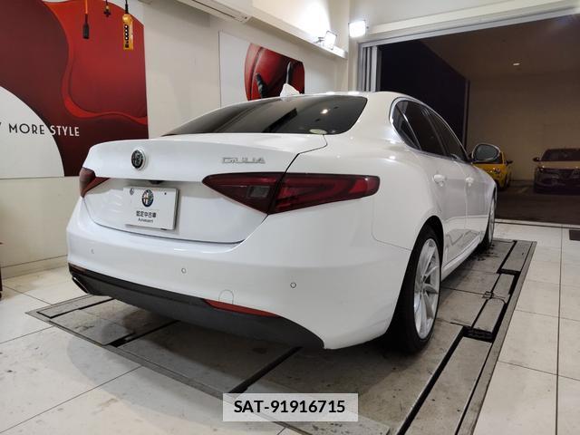 ALFA ROMEO Giulia 2019-10 7812194-3