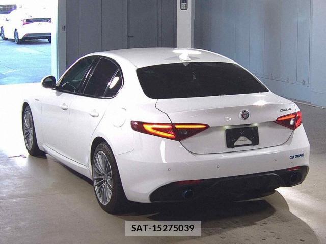 ALFA ROMEO Giulia 2019-06 7814434-4