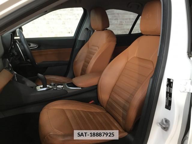 ALFA ROMEO Giulia 2021-02 7817810-11