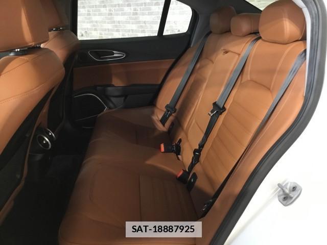 ALFA ROMEO Giulia 2021-02 7817810-12