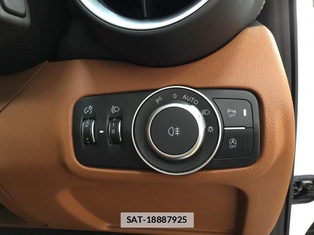ALFA ROMEO Giulia 2021-02 7817810-18