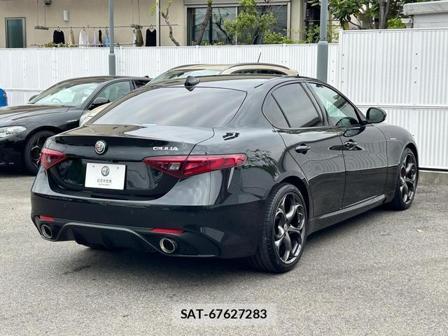 ALFA ROMEO Giulia 2022-03 7823121-11