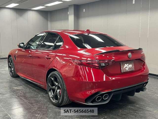 ALFA ROMEO Giulia 2017-09 7823283-15