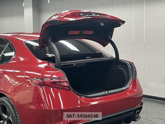 ALFA ROMEO Giulia 2017-09 7823283-16