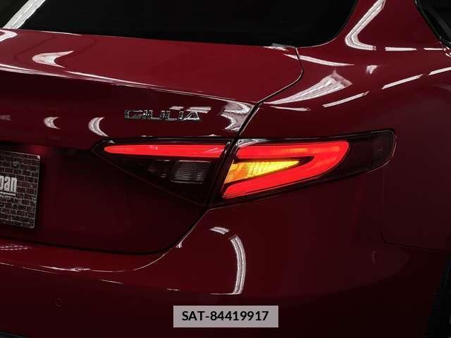ALFA ROMEO Giulia 2019-06 7823294-13
