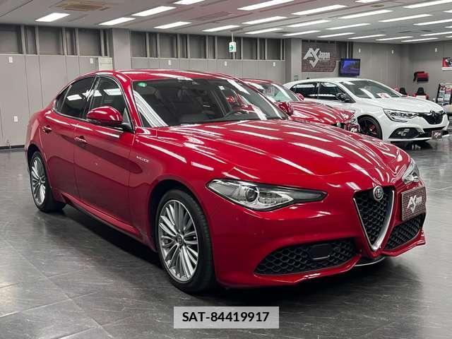 ALFA ROMEO Giulia 2019-06 7823294-15