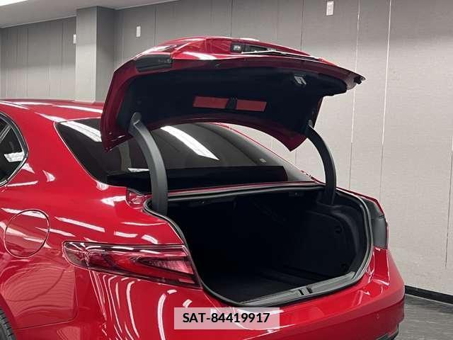 ALFA ROMEO Giulia 2019-06 7823294-19