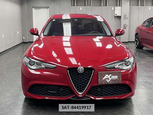 ALFA ROMEO Giulia 2019-06 7823294-6