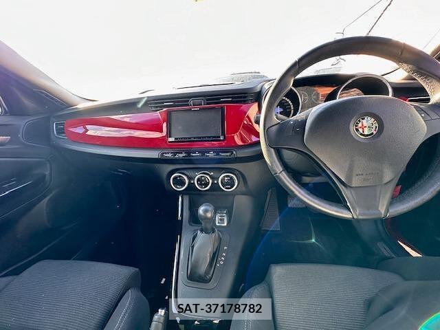 ALFA ROMEO GIULIETTA 2012-09 7813962-2