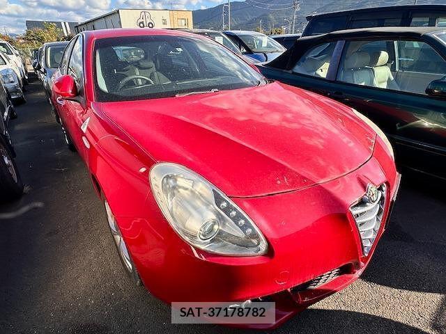 ALFA ROMEO GIULIETTA 2012-09 7813962-3