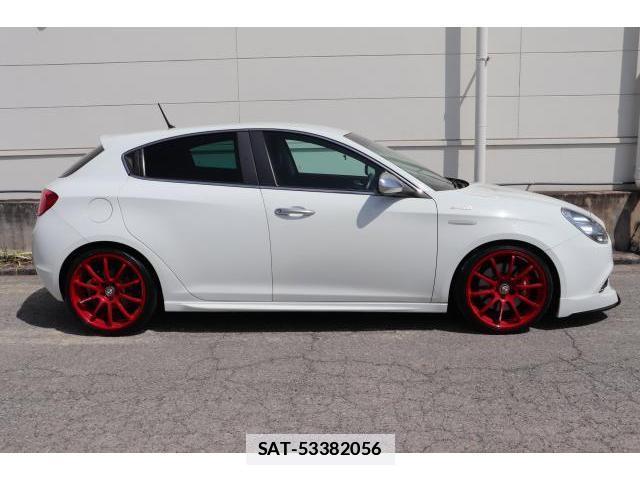 ALFA ROMEO GIULIETTA 2013-04 7817168-5