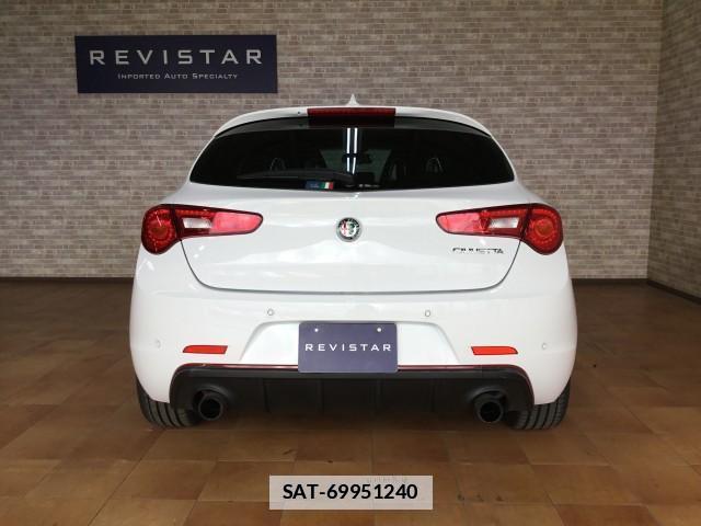 ALFA ROMEO GIULIETTA 2018-05 7817869-3