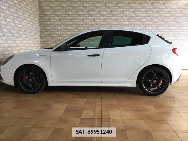 ALFA ROMEO GIULIETTA 2018-05 7817869-7
