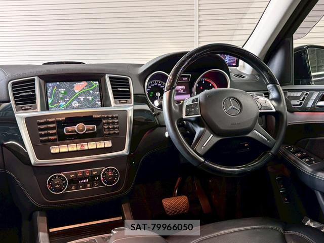Mercedes Benz GL-CLASS 2016-01 7820232-11