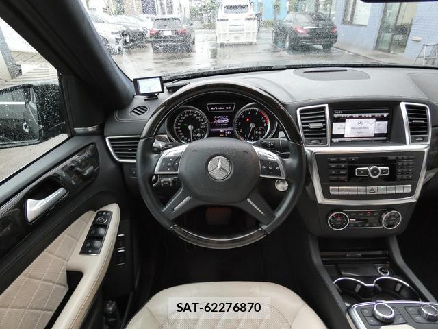 Mercedes Benz GL-CLASS 2013-06 7820245-3