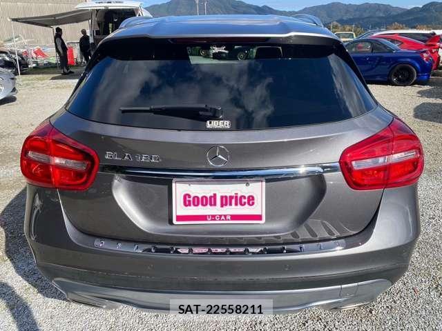 Mercedes Benz GLA-CLASS 2015-03 7812538-11