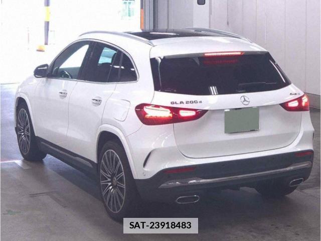 Mercedes Benz GLA-CLASS 2024-02 7816614-1