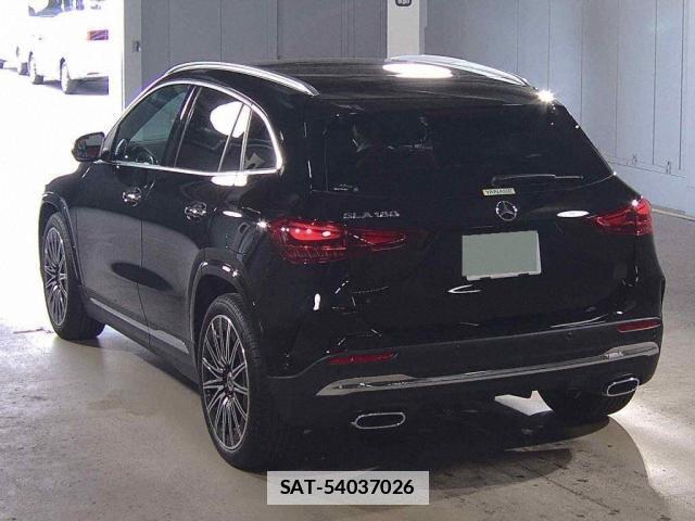 Mercedes Benz GLA-CLASS 2024-11 7816670-1