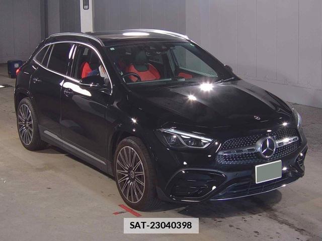 Mercedes Benz GLA-CLASS 2023-11 7816673-0