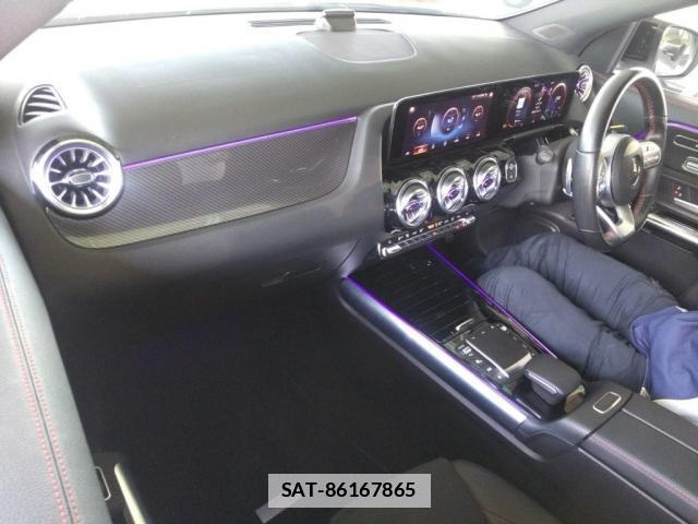 Mercedes Benz GLA-CLASS 2021-06 7816681-2