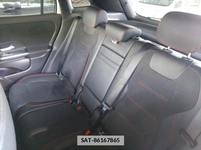 Mercedes Benz GLA-CLASS 2021-06 7816681-3