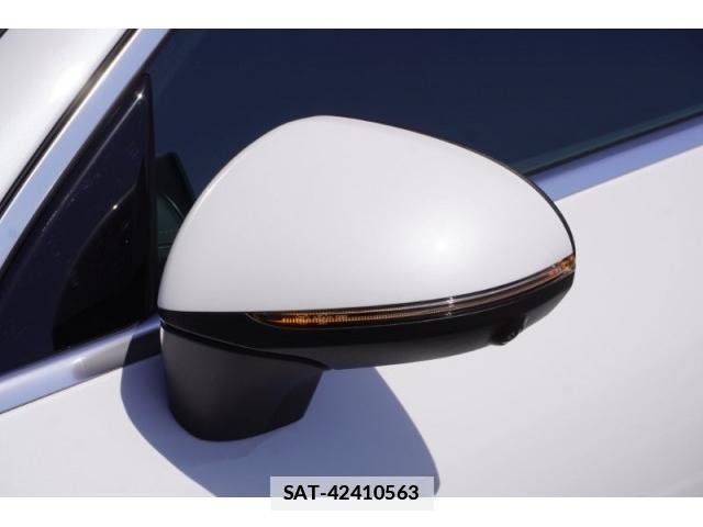 Mercedes Benz GLC-CLASS 2025-12 7816520-12