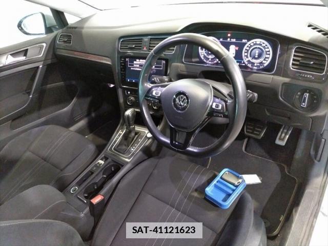 VolksWagen GOLF ALLTRACK 2018-06 7815080-2