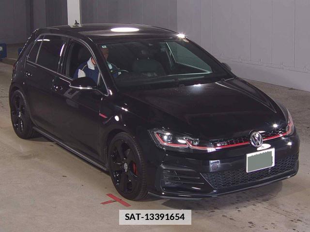 VolksWagen GOLF GTI 2018-10 7811323-3