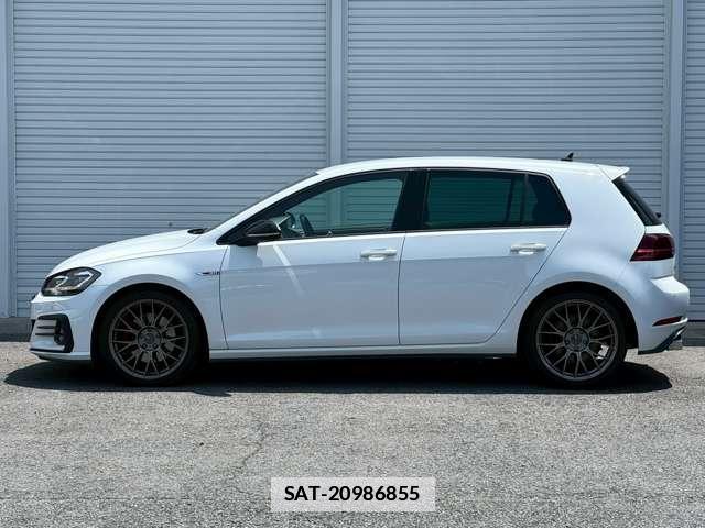 VolksWagen GOLF GTI 2018-03 7813344-2