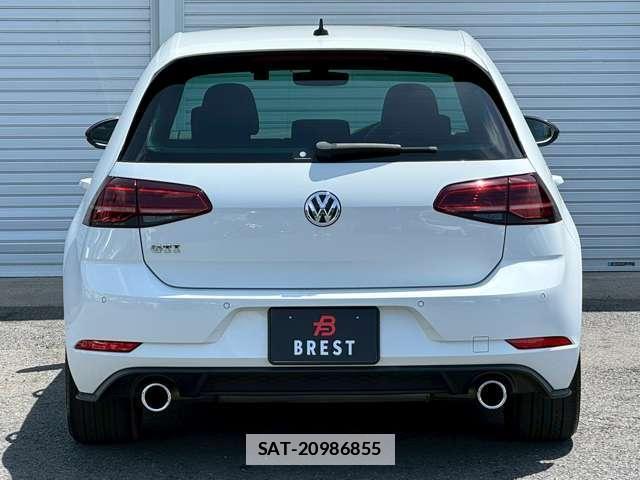 VolksWagen GOLF GTI 2018-03 7813344-3