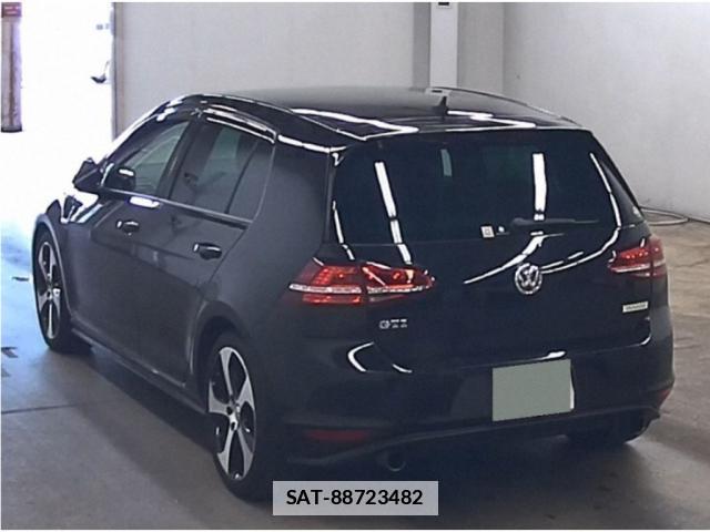 VolksWagen GOLF GTI 2016-10 7816666-4
