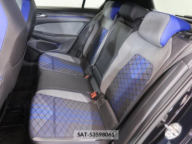 VolksWagen GOLF R 2022-11 7811992-14