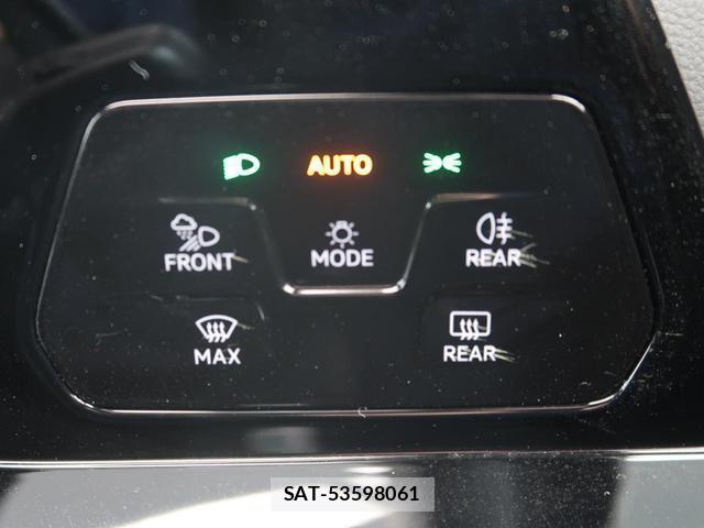 VolksWagen GOLF R 2022-11 7811992-3