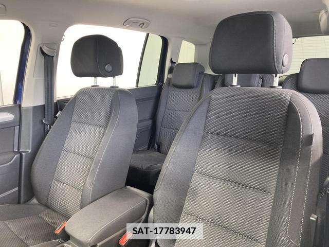 VolksWagen GOLF TOURAN 2021-07 7811990-9
