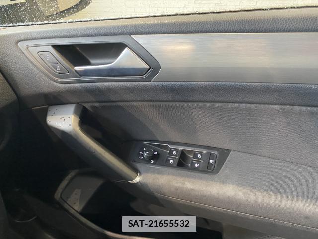 VolksWagen GOLF TOURAN 2020-04 7814675-12