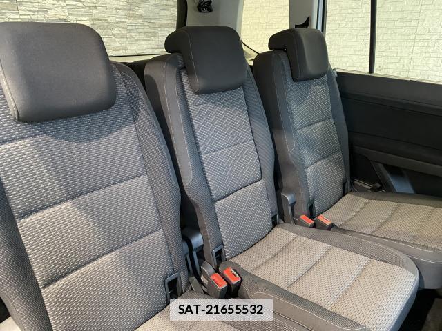 VolksWagen GOLF TOURAN 2020-04 7814675-16